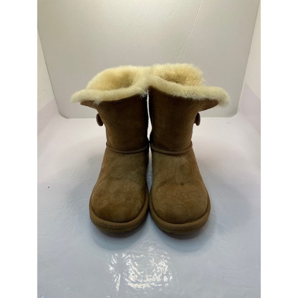 UGG Australia Bailey Button Boots Chestnut Girls Size 2 - Picture 3 of 8